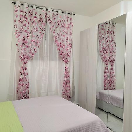 Lovely Appartment Near Como Casnate Con Bernate Exterior foto